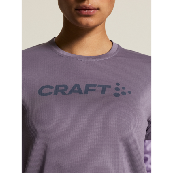 Essence Logo Tee 2 W